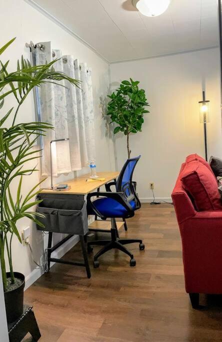 Апартаменты *King Bed/3Bds House Near Naval Base & 6Flags* Уокиган Экстерьер фото