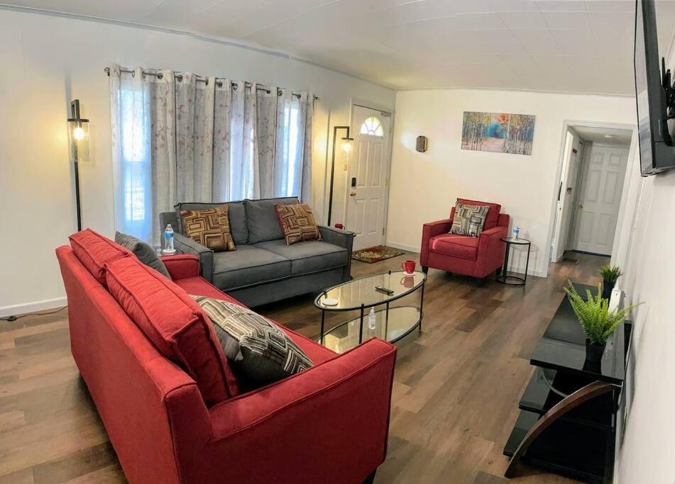 Апартаменты *King Bed/3Bds House Near Naval Base & 6Flags* Уокиган Экстерьер фото